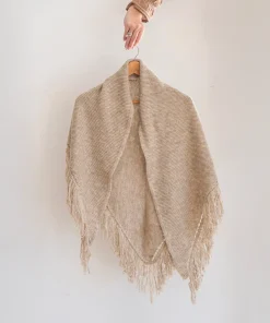 Poncho de flecos
